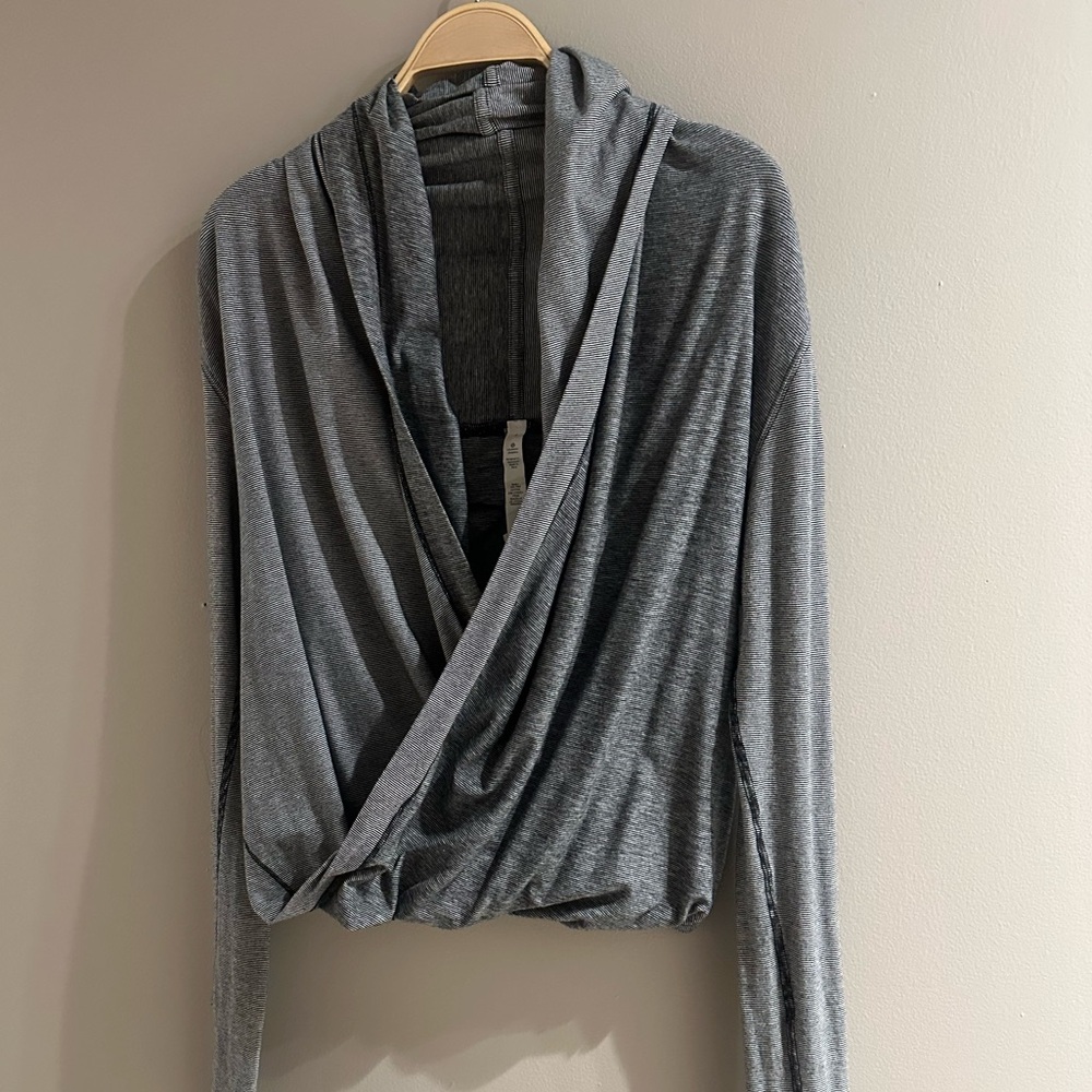 Lululemon Cotton Blend Stripe Iconic Wrap 4